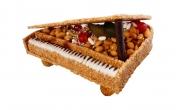 Pianoforte di struffoli e croccante alle mandorle - Partycolari
